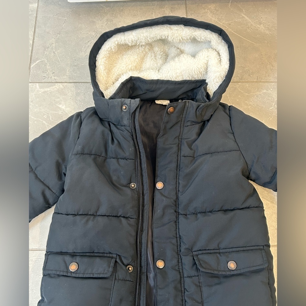 EUC H & M Toddler Kids Black Puffer Coat Sherpa Lined Hooded Winter Jacket - Picture 3 of 6